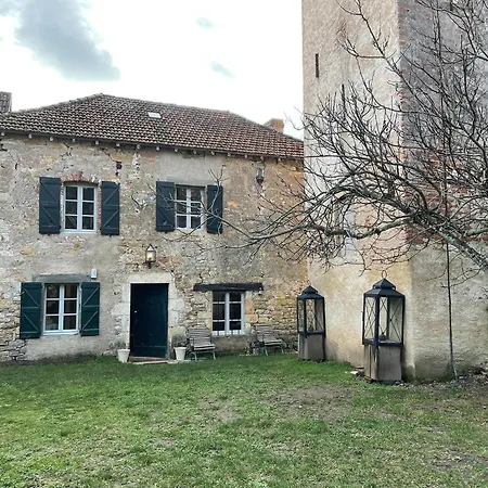 Historic Mansion By The River Lot In C Nevi Res Holiday home *