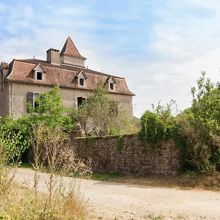 Holiday home Historic Mansion By The River Lot In C Nevi Res Cenevieres