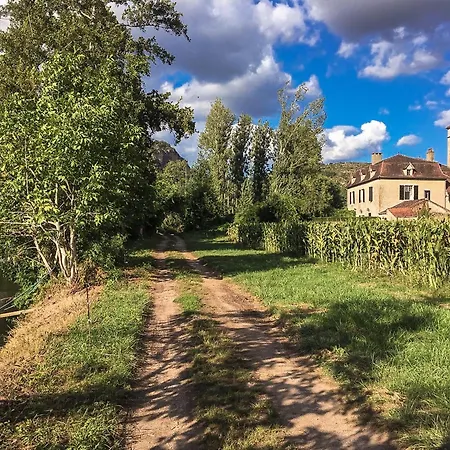 Historic Mansion By The River Lot In C Nevi Res Holiday home