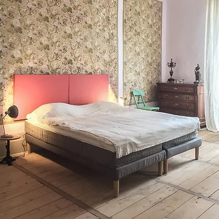 Holiday home Historic Mansion By The River Lot In C Nevi Res Cenevieres