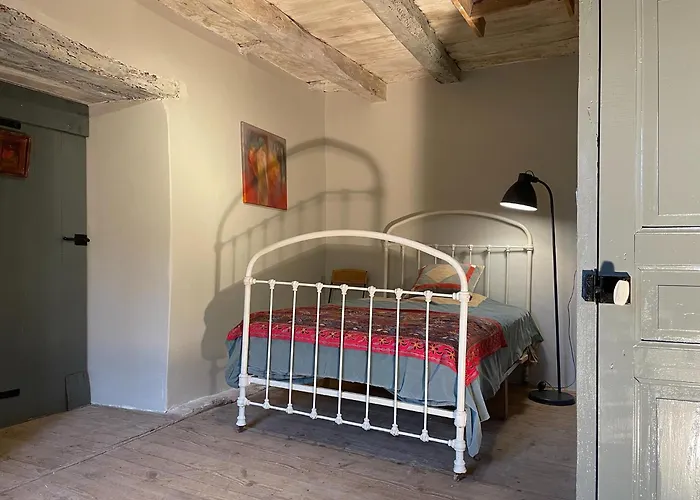 Historic Mansion By The River Lot In Casa de Férias